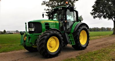 John Deere 6630